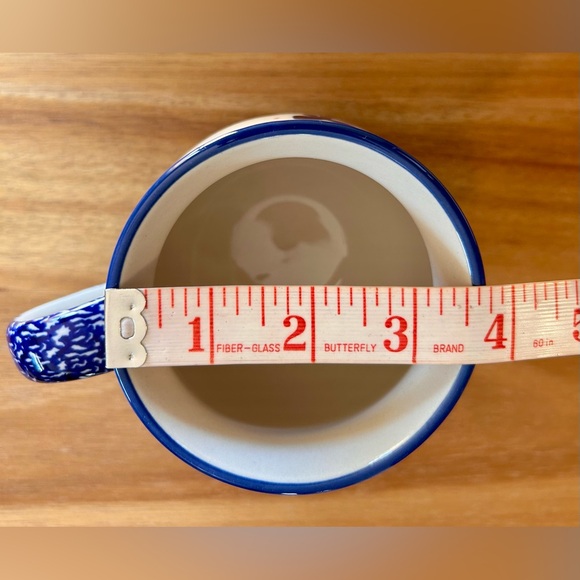 Polish Pottery Bubble Mug 
Blue Bows 18 Oz. 
From Zaklady Boleslawiec Poland - Picture 7 of 8